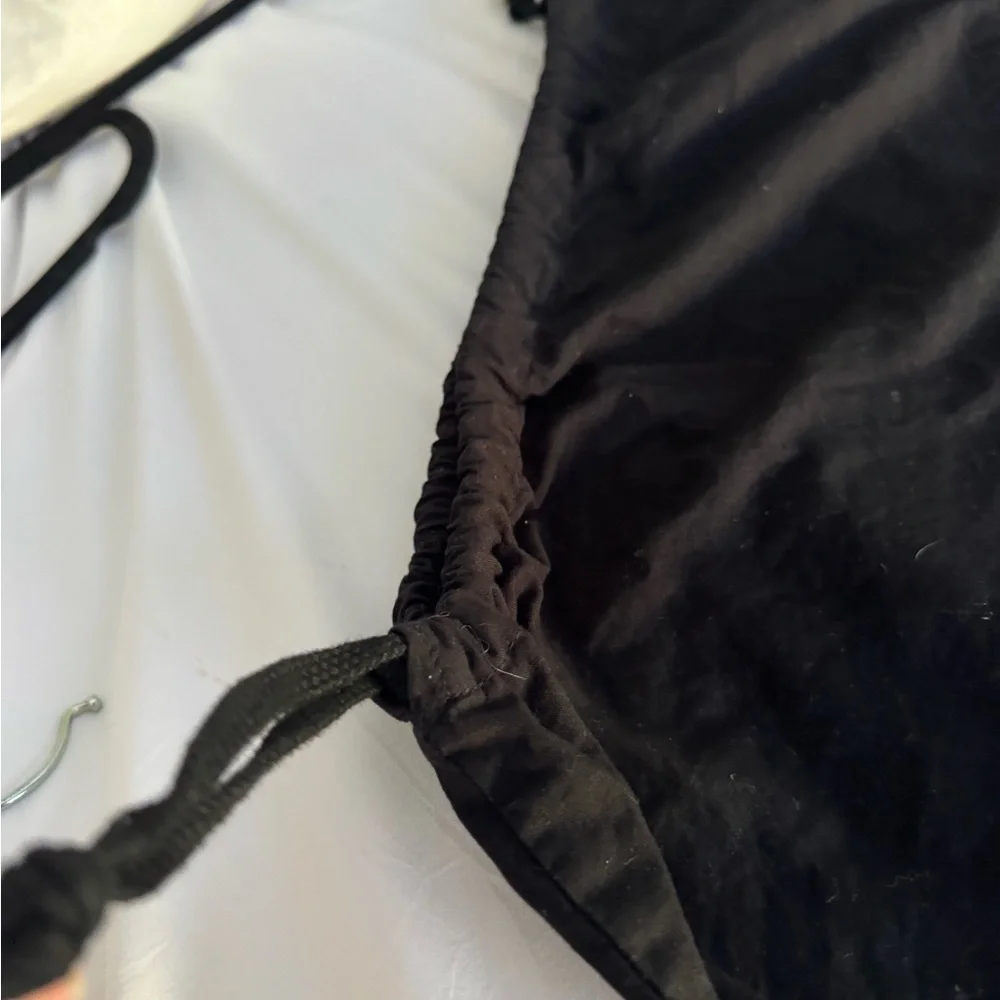 Quince sleek garment